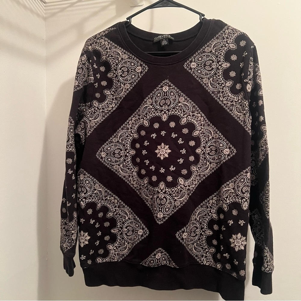 Forever 21. Juniors 1X Sweater
